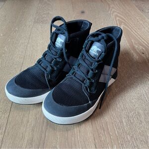 Sorel Black Out N About Boots